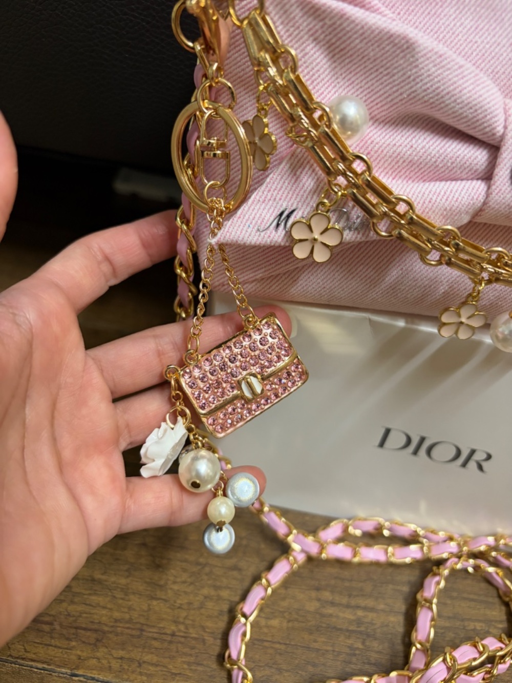 Dior - Picture 12 of 16